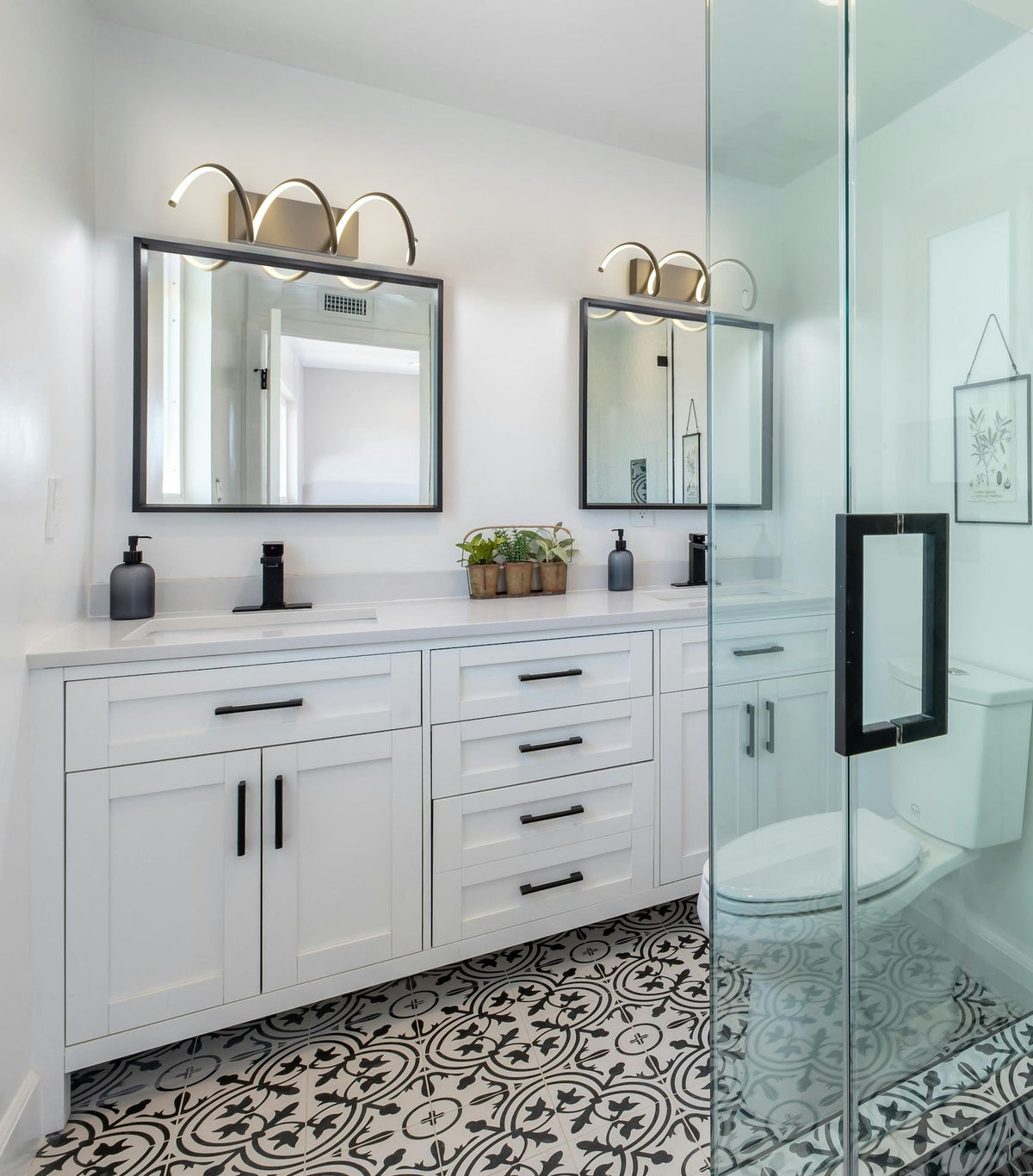 BAZZ Dante 16W/3000K Matte Black Integrated LED Wall Lamp Vanity Light