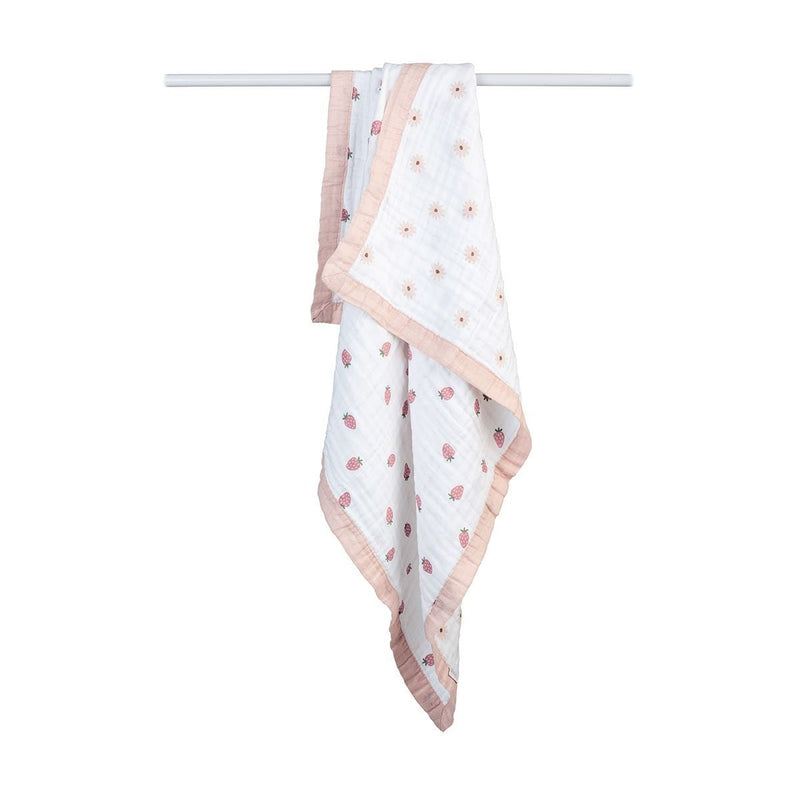 Lulujo 3-Ply Daisies & Strawberry Reversible Muslin Blanket A5