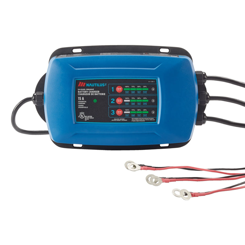 MotoMaster Nautilus 3-Bank Onboard Smart Battery Charger/Maintainer, Fully Automatic, 15-Amp, 12V K7