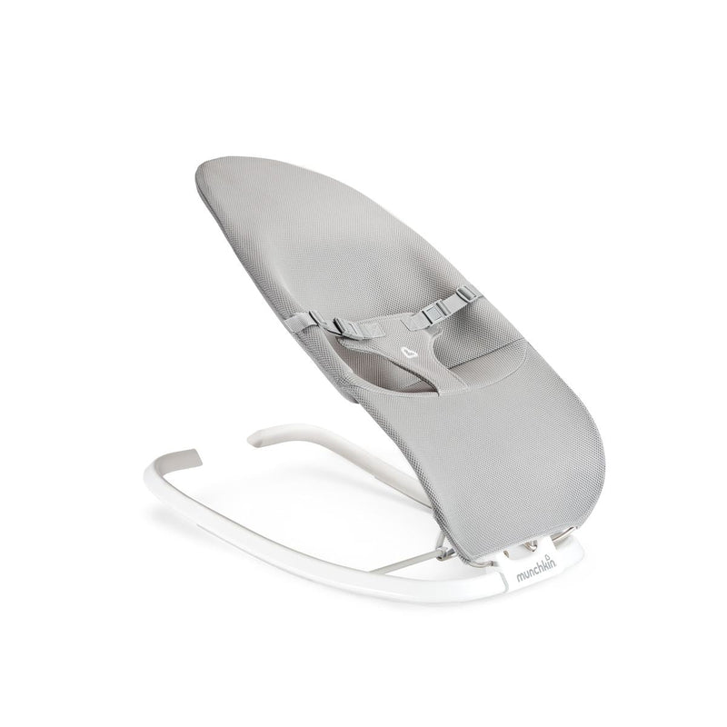Munchkin Spring 2-in-1 Baby Bouncer & Rocker B8