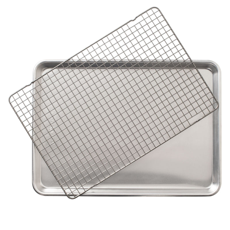 Nordic Ware Naturals Aluminum Half-Sheet with Oven-Safe Nonstick Grid, 2-pc V0