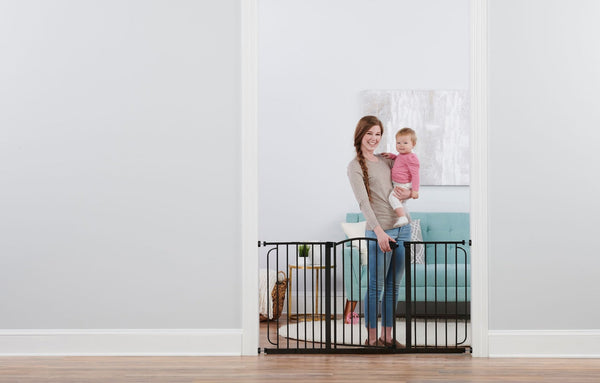 Regalo Home Accents Super Wide Safety Gate C6