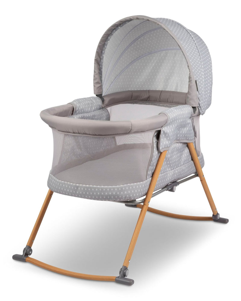 Safety 1st Amherst Rocking Baby Bassinet L7