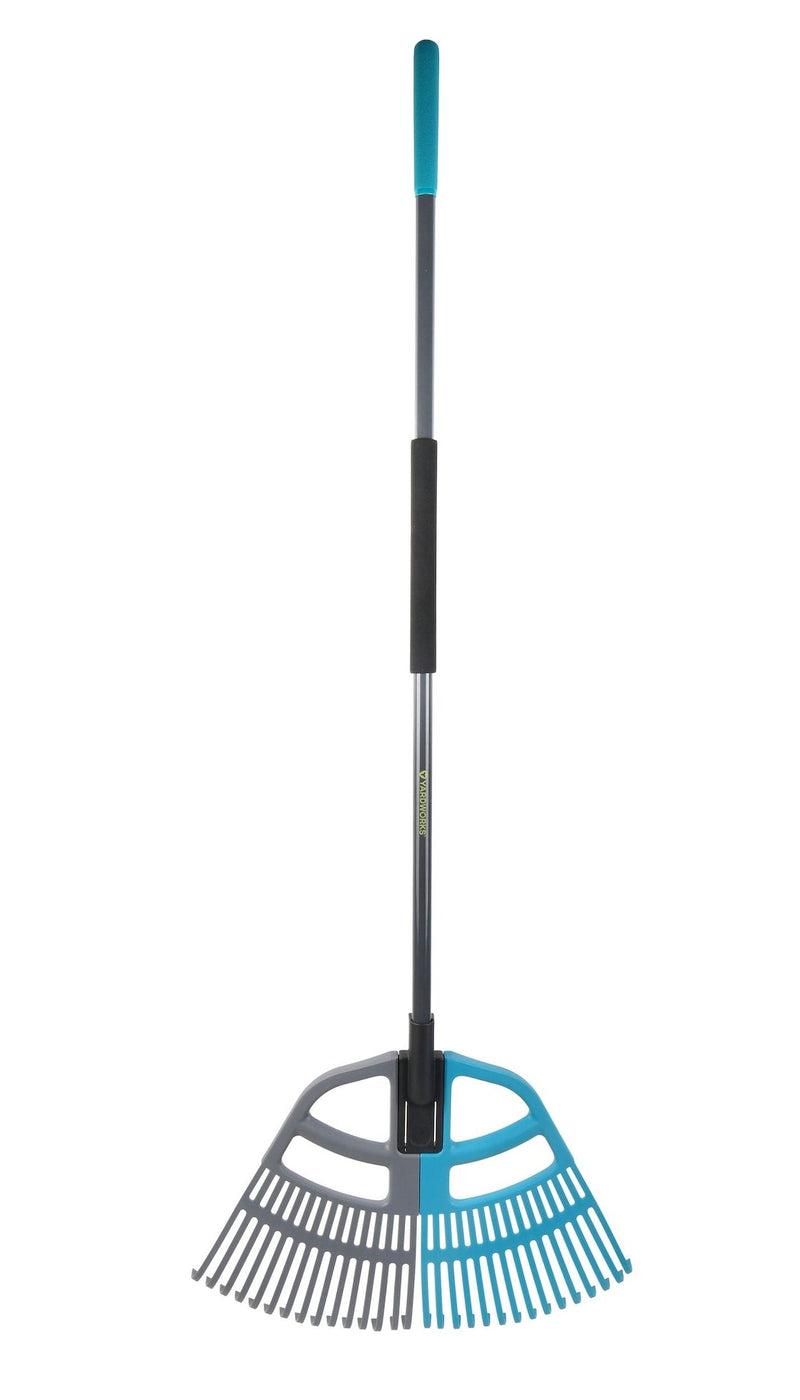 Yardworks 3-in-1 30-Tine Leaf Rake with Fibreglass Shaft, 24-1/2-in Wide I9